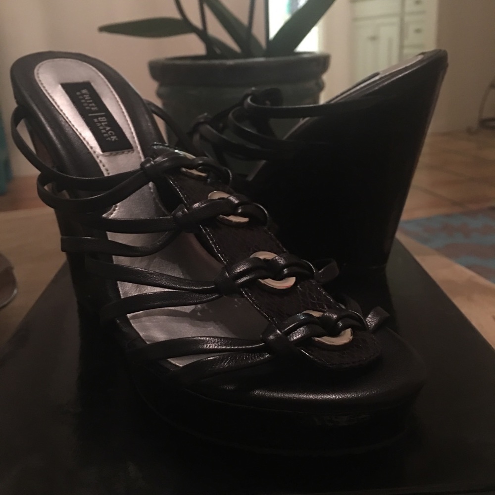 Black Emmalyn Wedges White House Black Market Sz 7